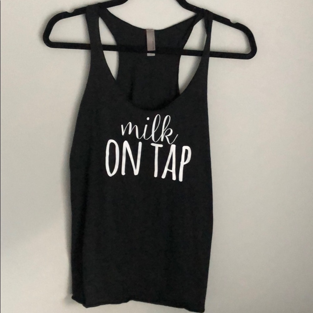 Maternity graphic tank